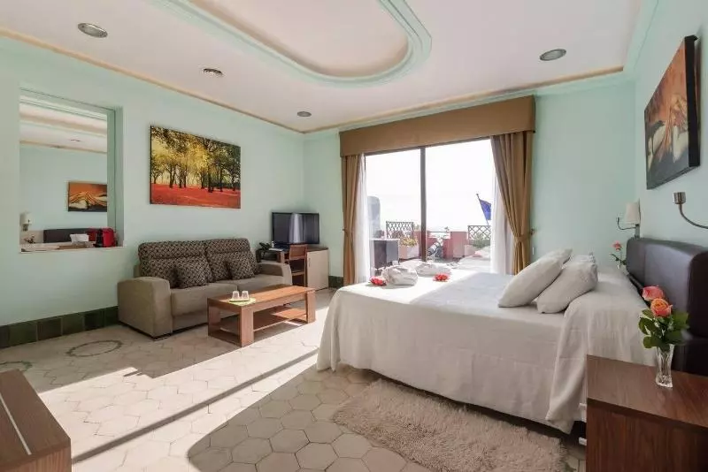 Fotos del hotel Llar De Capitans:  2