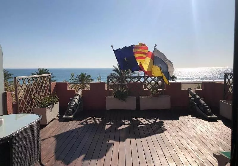 Fotos del hotel Llar De Capitans:  13