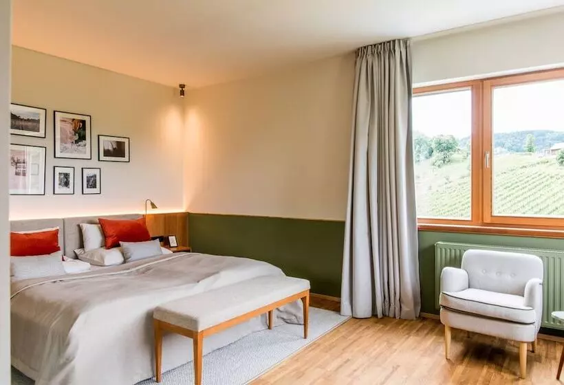 Fotos del hotel Wein Genuss Pössnitzberg Hotel Leutschach:  2