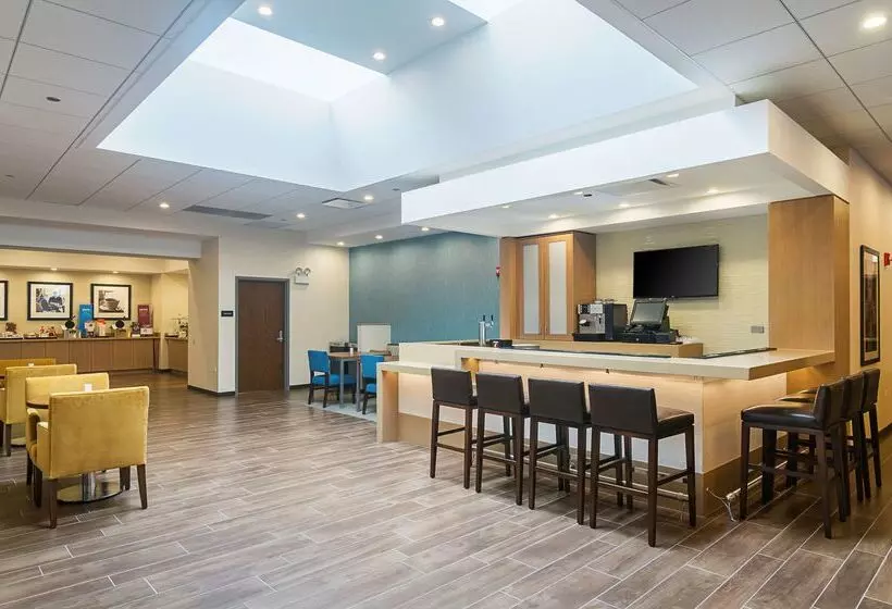 Fotos del hotel Hampton Inn Chicago North-loyola Station:  2