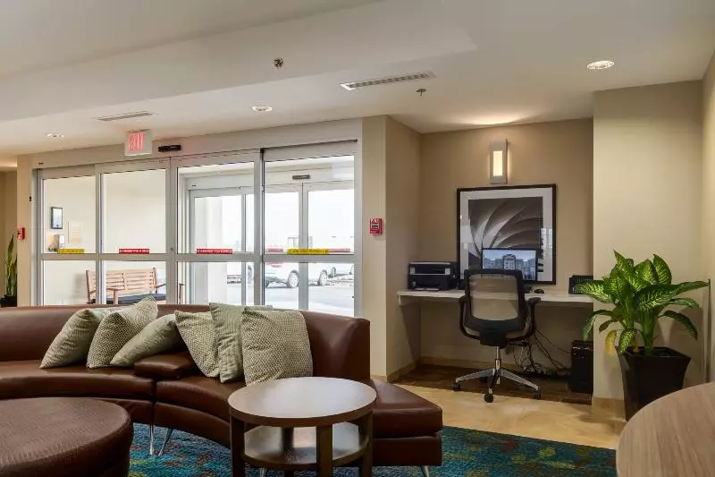 Fotos del hotel Park Inn By Radisson, Calgary Airport North, Ab:  9