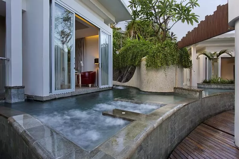 Fotos del hotel Taman Mesari Luxury Villa:  3