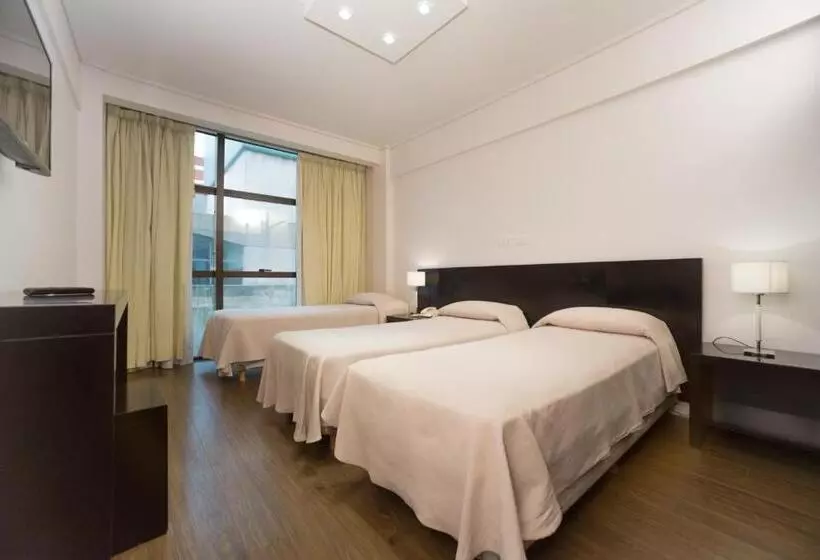 Fotos del hotel Versailles:  23