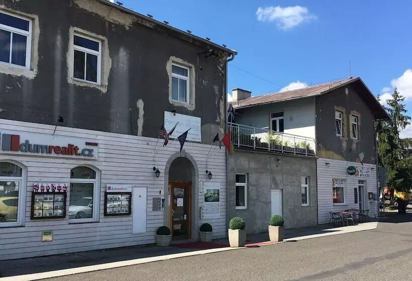 Fotos del hotel Pension Village:  11