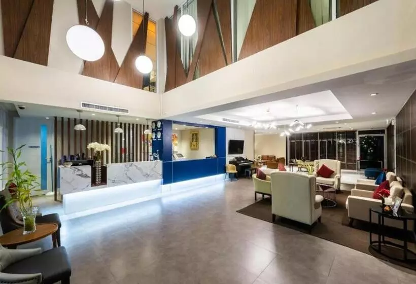 Fotos del hotel Paeva Luxury Serviced Residence:  2