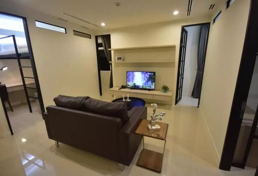 Fotos del hotel Paeva Luxury Serviced Residence:  9