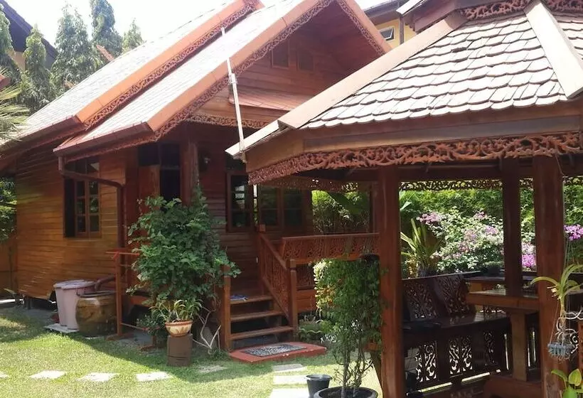Fotos del hotel Golden Teak Resort  Baan Sapparot:  6