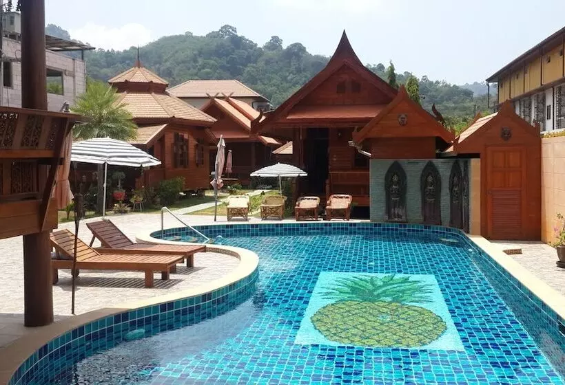 Fotos del hotel Golden Teak Resort  Baan Sapparot:  7