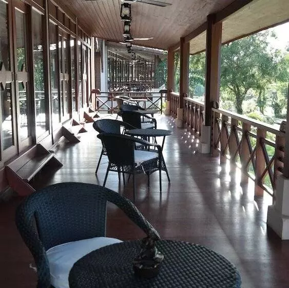 Fotos del hotel Phubachiang Golf & Resort Pakse:  2
