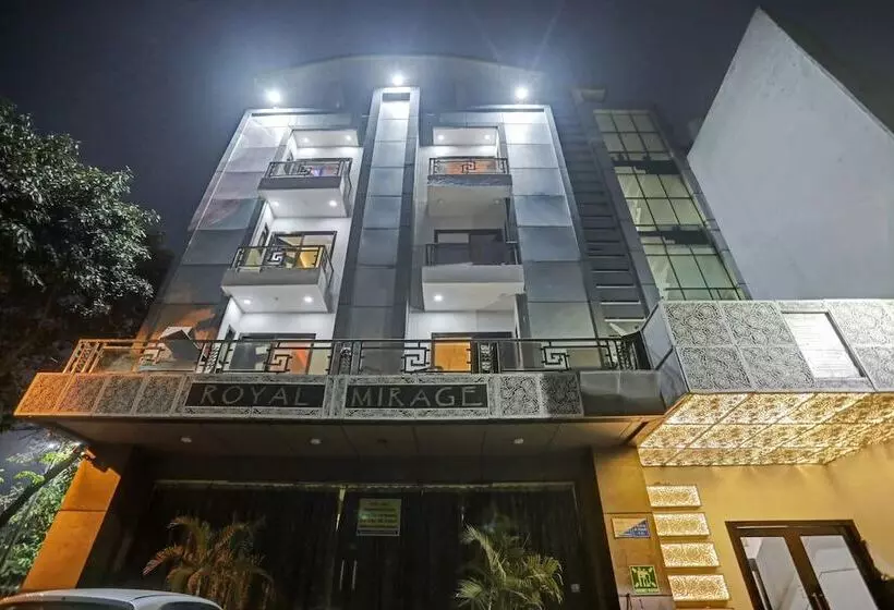 Oyo Rooms Pitampura Rani Bagh