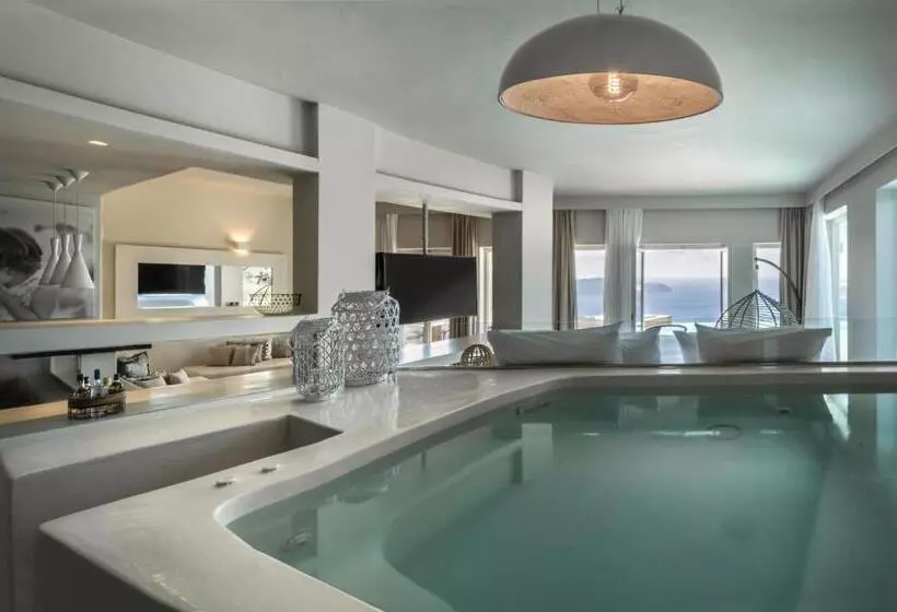 Fotos del hotel West East Suites:  3