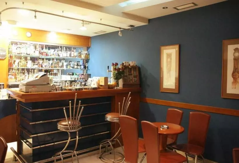 Fotos del hotel Villa Royal:  5