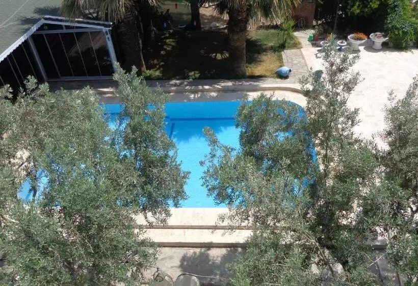 Fotos del hotel Villa Panorama:  3