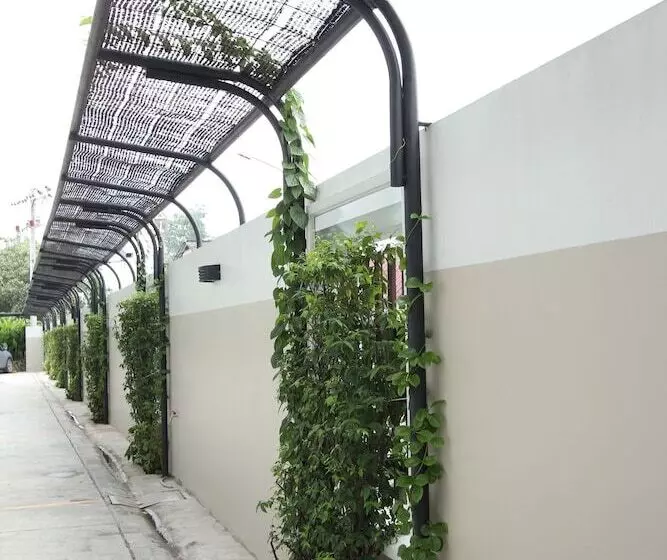 Fotos del hotel 14 Residence:  5