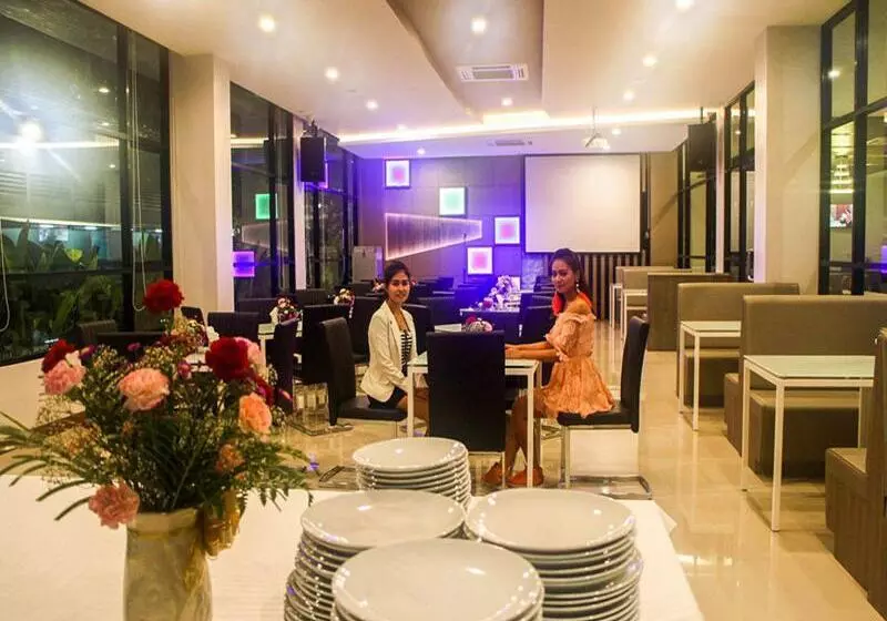 Fotos del hotel Ac Sport Center:  5