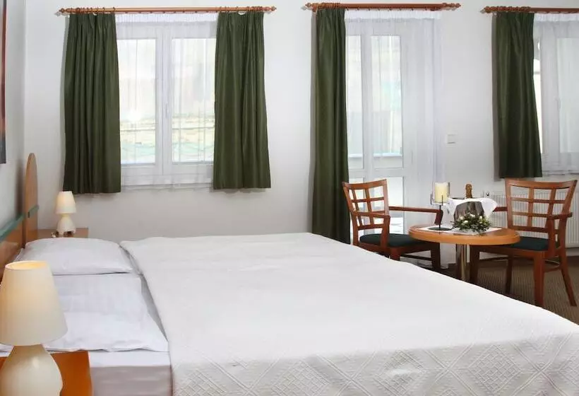 Fotos del hotel Maxim:  2