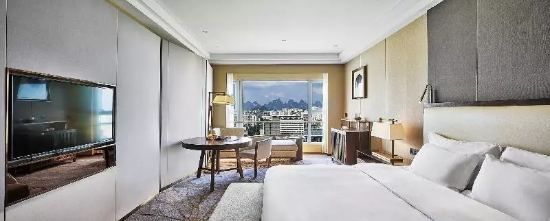 Mingfeng International Hotel