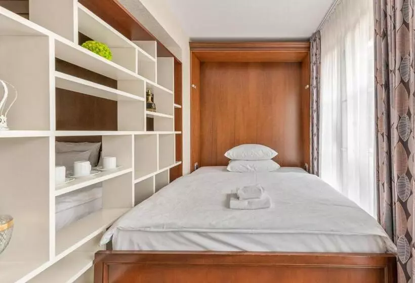 Fotos del hotel Advastay By King's:  12