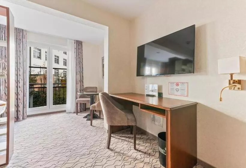 Fotos del hotel Advastay By King's:  2