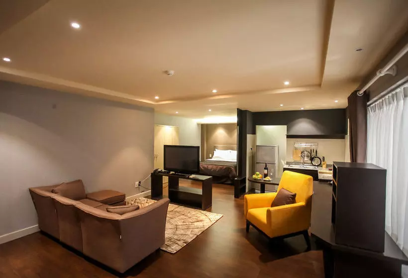 Fotos del hotel Compass Living Joy:  2