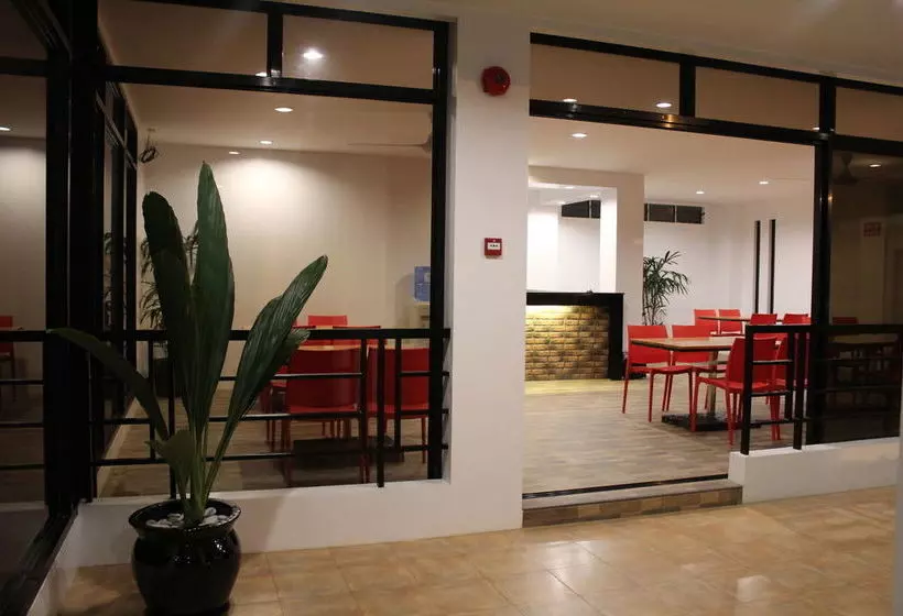 Fotos del hotel Being Suites:  18