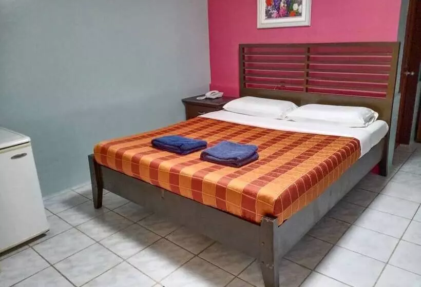 Fotos del hotel Lost Horizon Beach Dive Resort:  23