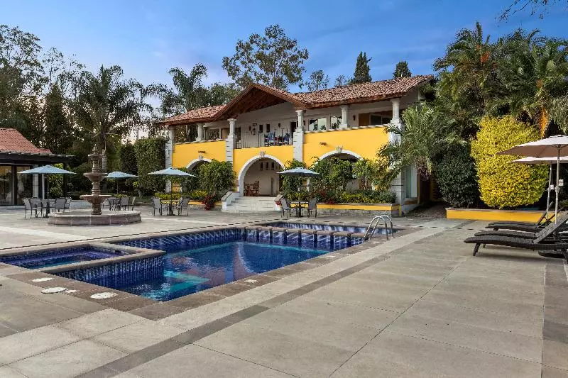 Fotos del hotel & Suites Hacienda Montesinos:  21