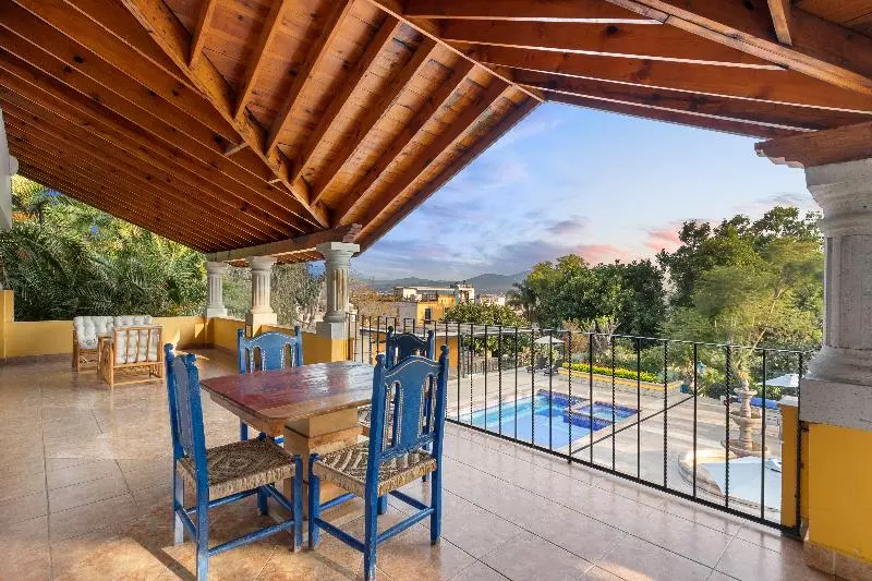 Fotos del hotel & Suites Hacienda Montesinos:  9