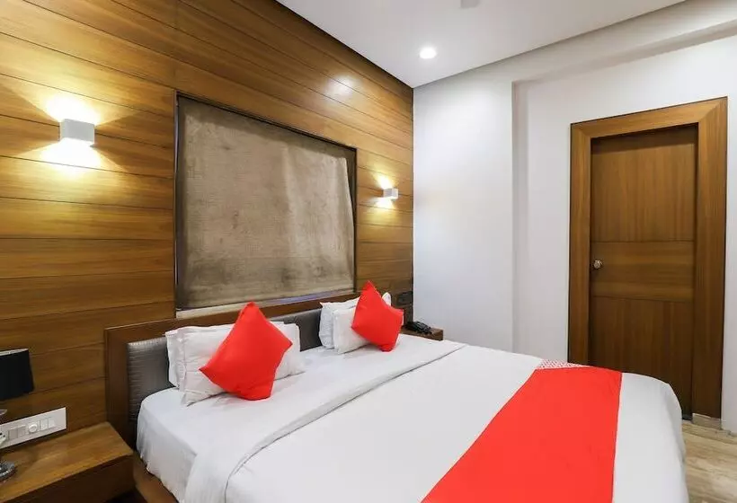 Fotos del hotel Treebo Kyra:  11