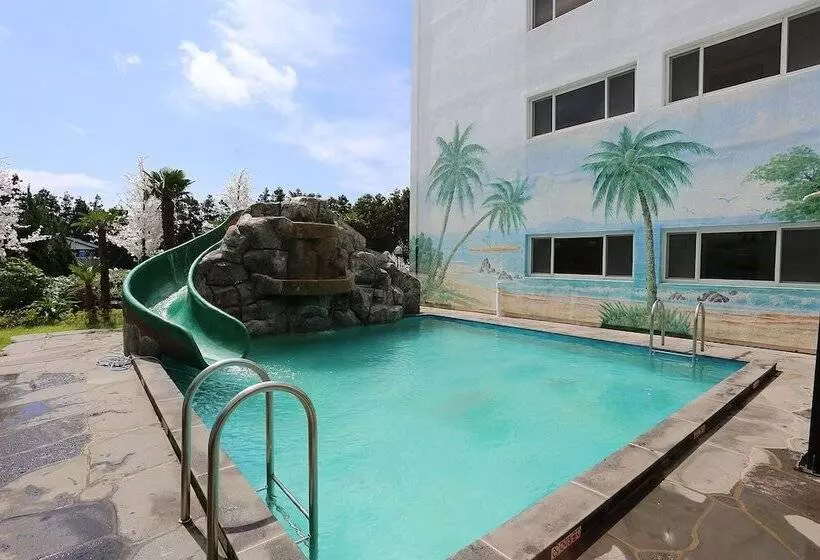 Fotos del hotel The Seri Resort:  3