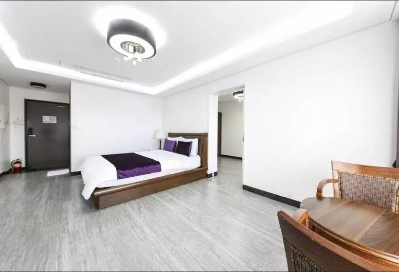 Fotos del hotel The Seri Resort:  16
