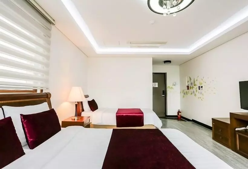 Fotos del hotel The Seri Resort:  2