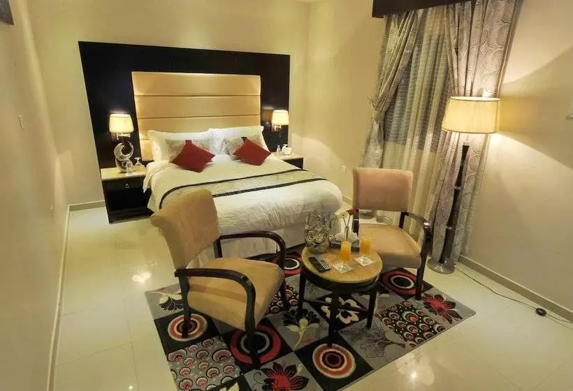 Al Janadriyah Suites 7