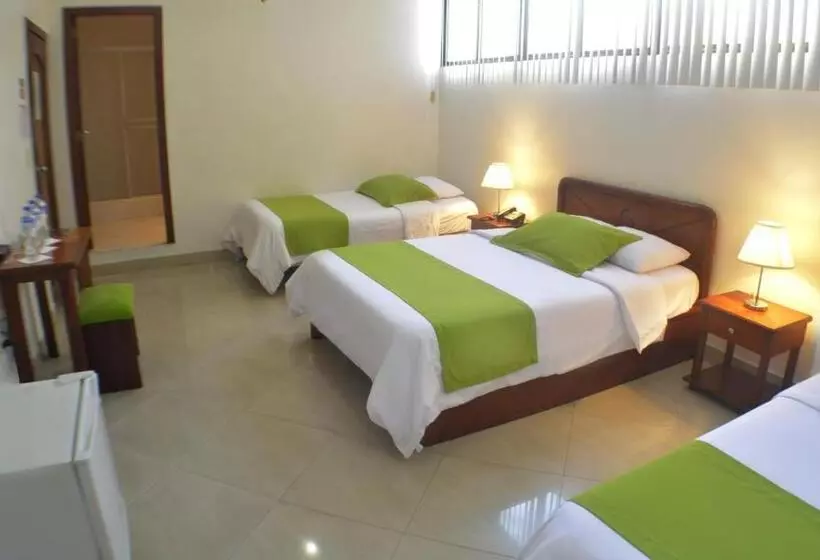 Fotos del hotel Castell:  19