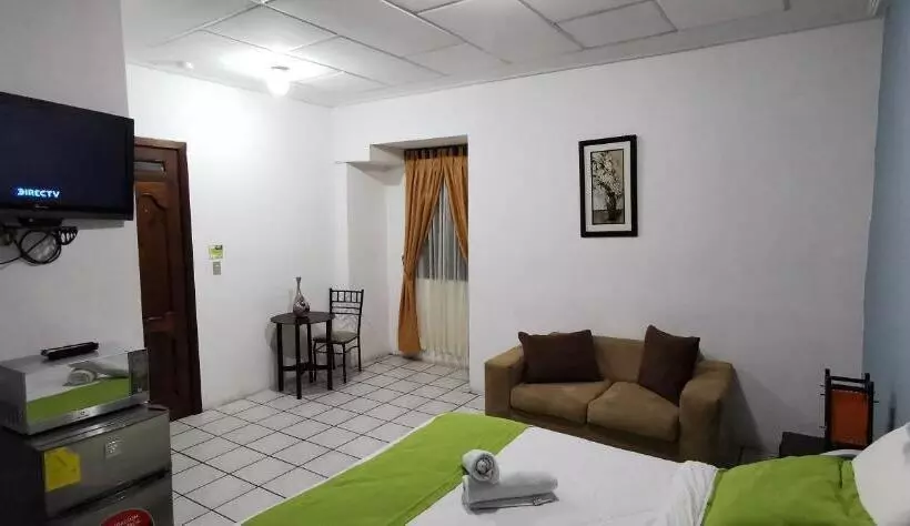 Fotos del hotel 4 Mundos:  15