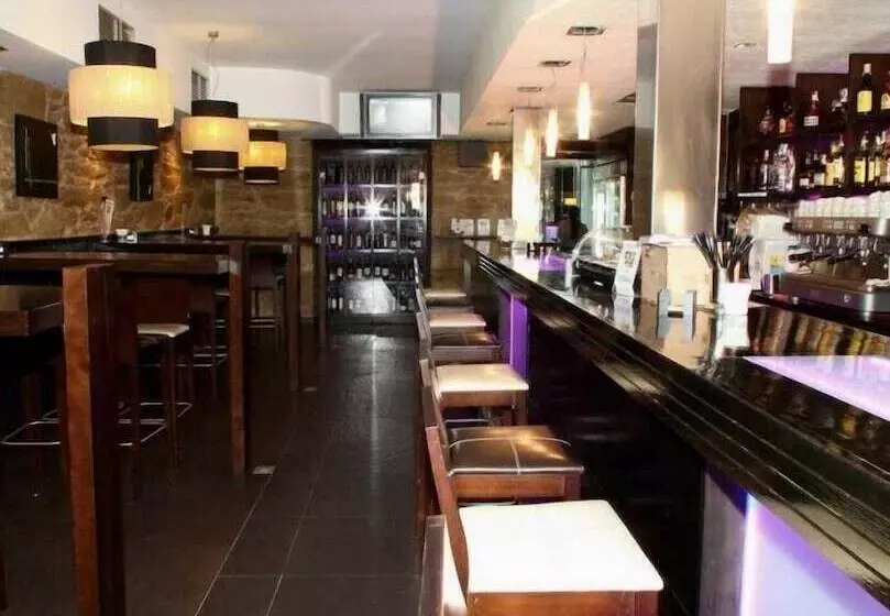 Fotos del hotel Cardenal:  12