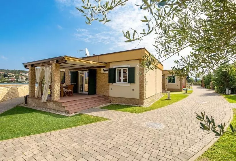 Fotos del hotel Lando Resort:  5