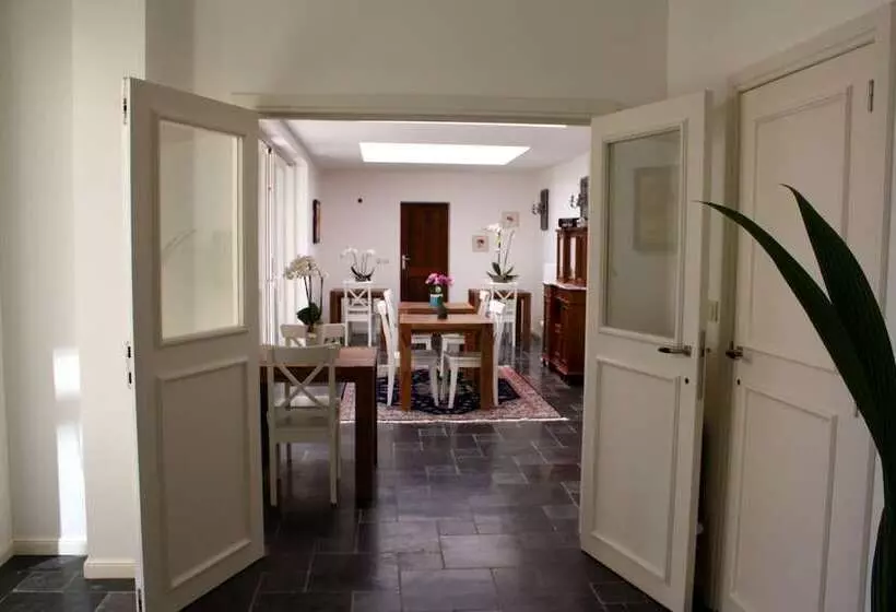 Fotos del hotel Boutique B&b The Townhouse:  3