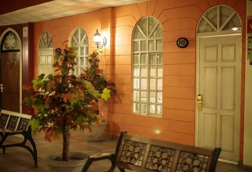 Fotos del hotel La Mansion Suiza:  10