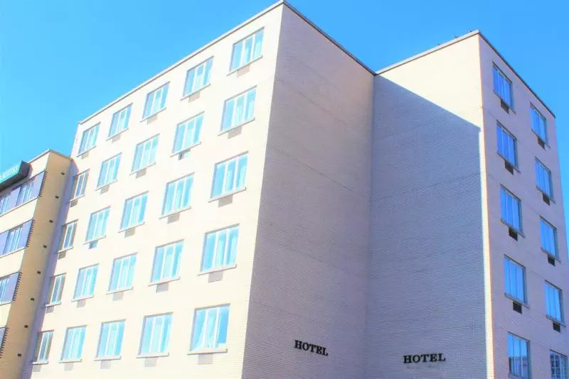 Empire Suites