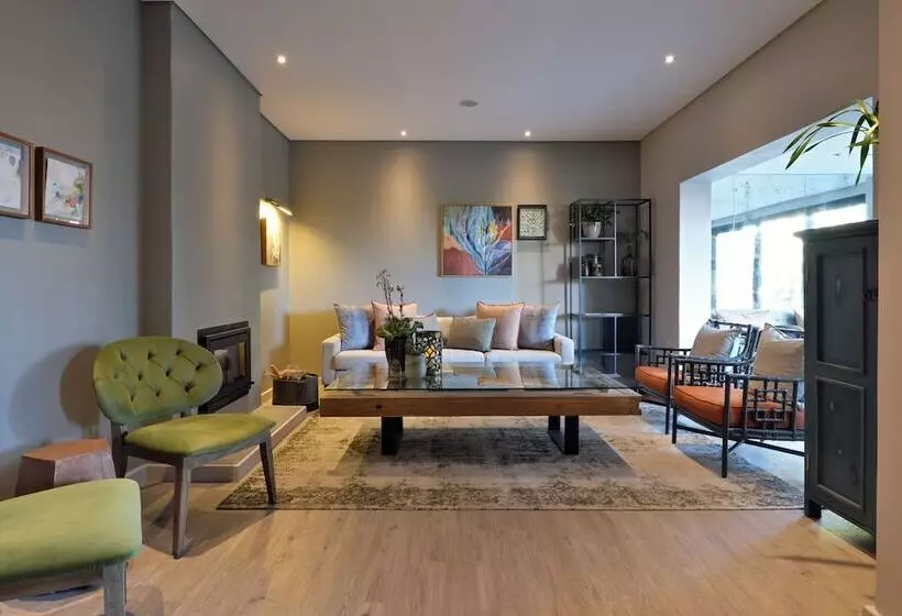 Fotos del hotel The Tree House Boutique:  1