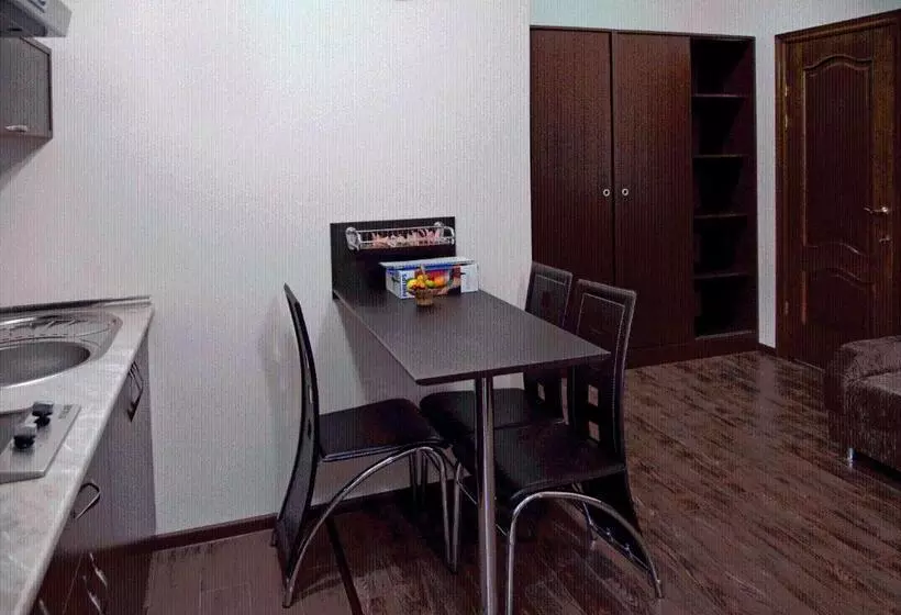 Fotos del hotel Hin Yerevantsi:  4