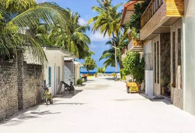 Fotos del hotel Coconut Tree Hulhuvilla Beach:  7