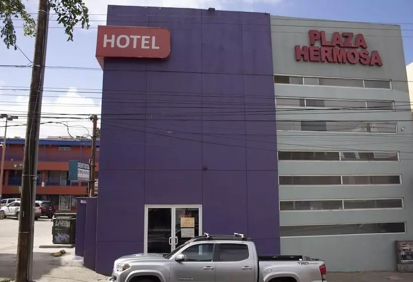 Plaza Hermosa