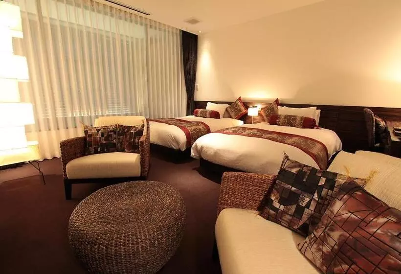 Kizashi The Suite