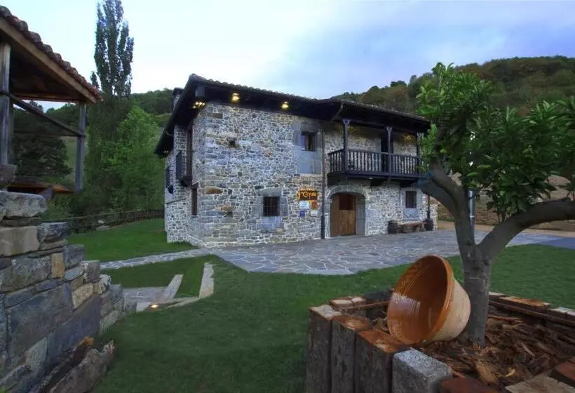 Fotos del hotel Casona De El Castañíu:  18