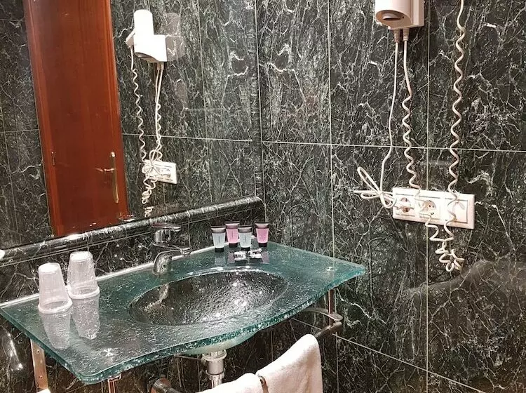 Fotos del hotel Portofino:  13