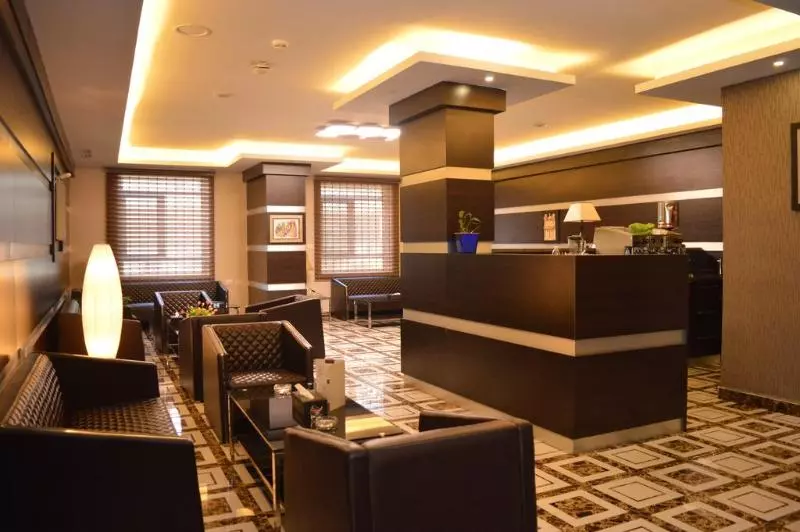 Fotos del hotel Tilal Almadina  & Suites:  3