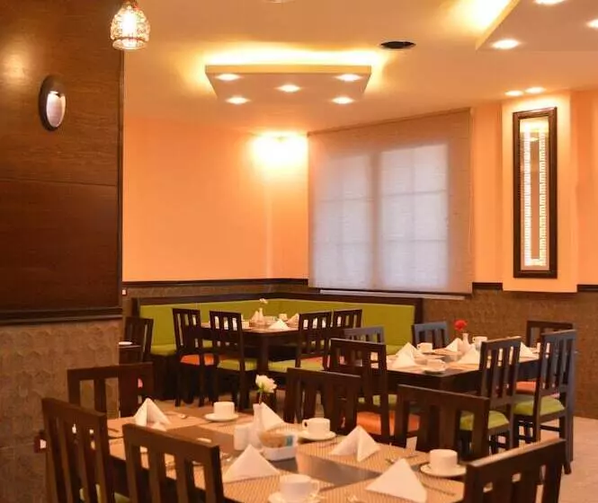Fotos del hotel Tilal Almadina  & Suites:  4
