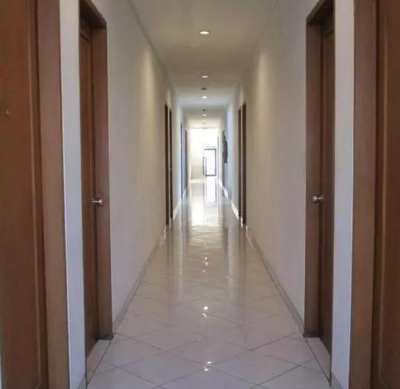 Fotos del hotel Caravan:  4